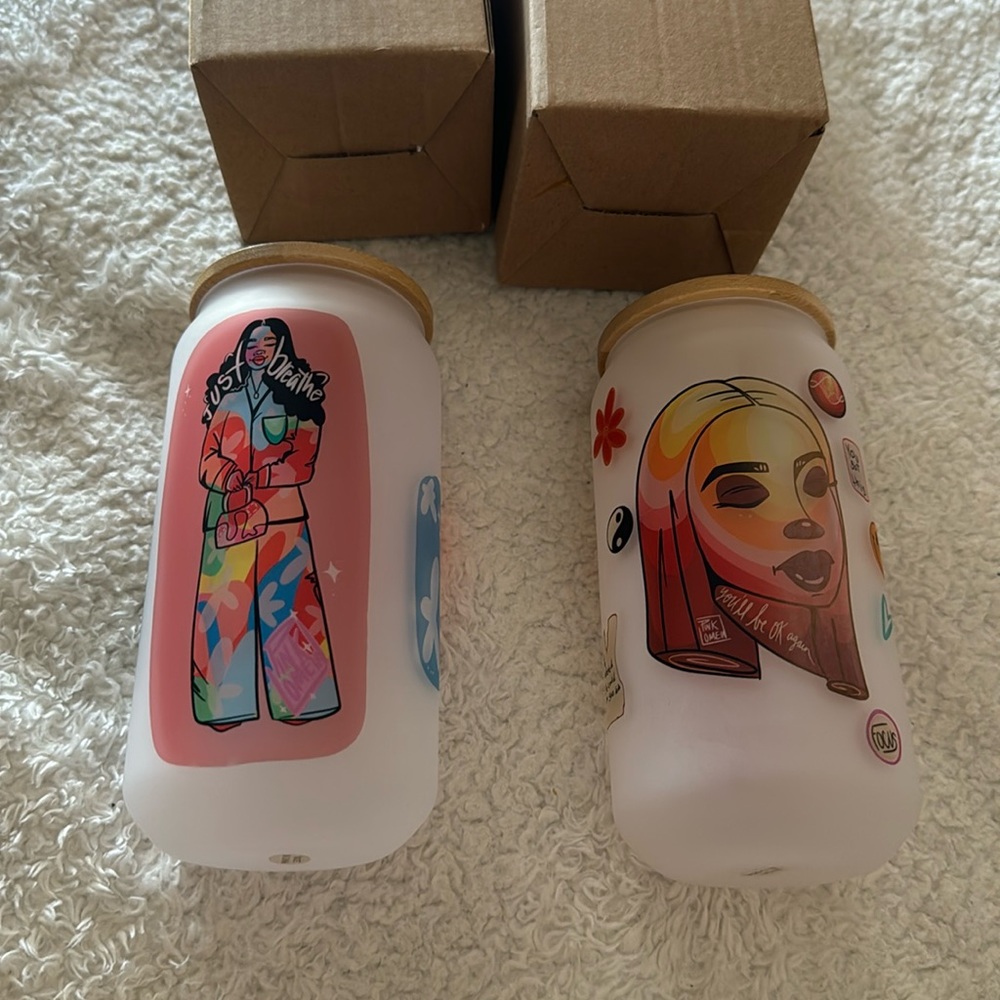 Brand new never used Glass Pink Lomein cups. Comes with box and 2 glass straws.